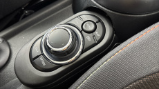 MINI Hatchback 1.5 Cooper Classic Premium 3dr Petrol Hatchback